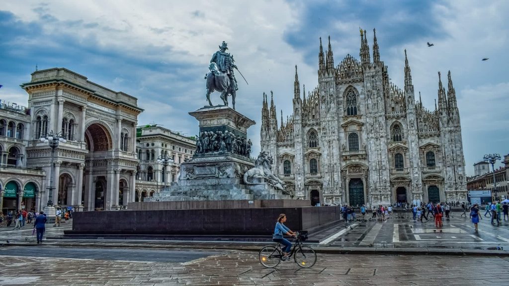 wisata italia milan